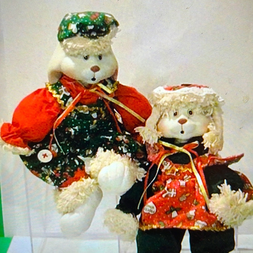 House of Lloyd Christmas around the world hip and hop bunny mop dolls
